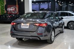 نيسان سنترا